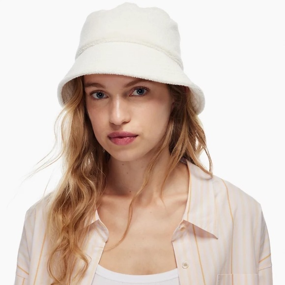 Aritzia Accessories - Aritzia French Terry white bucket hat M/L
